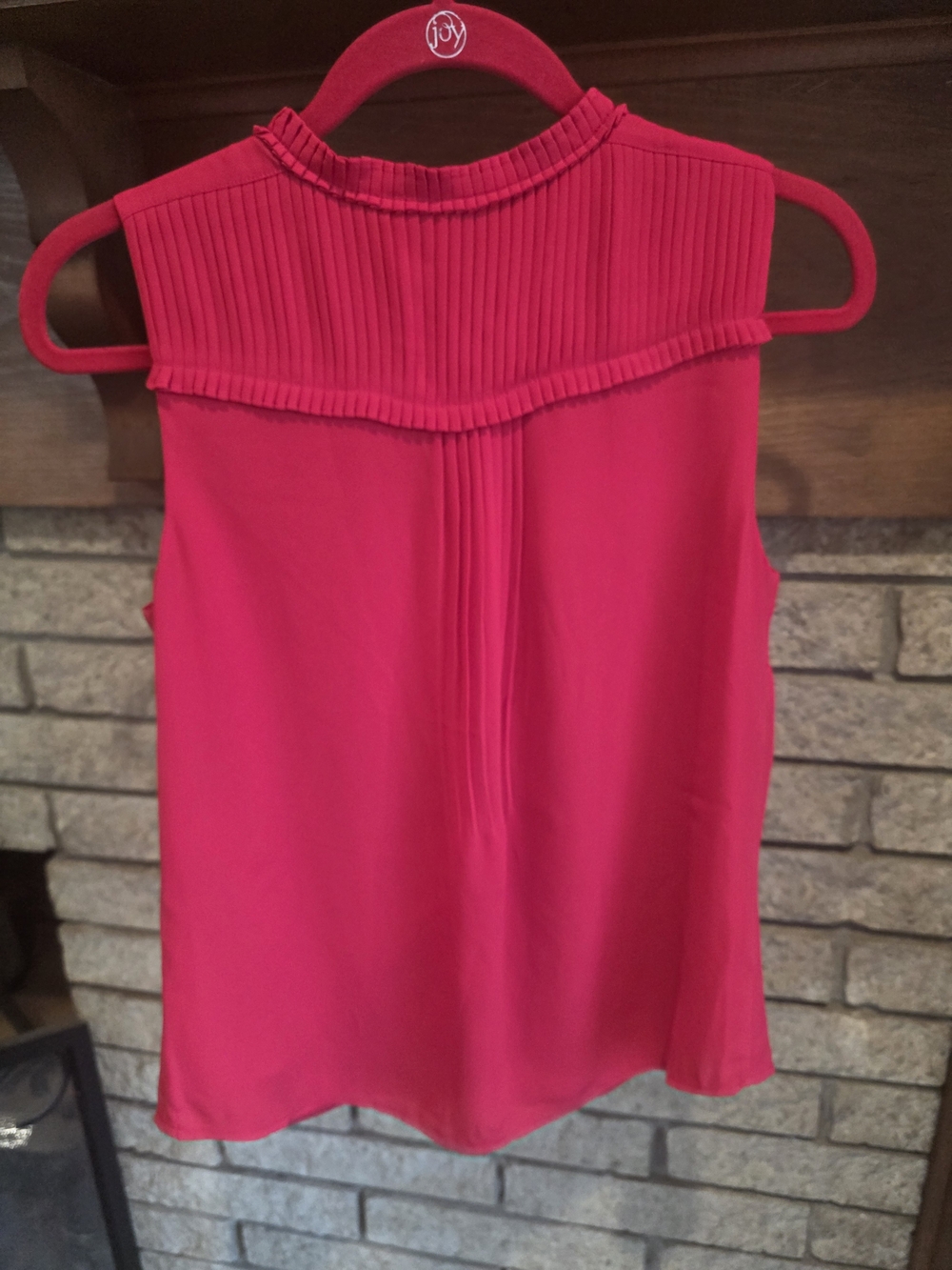 41 Hawthorn Red Top - Picture 4 of 5